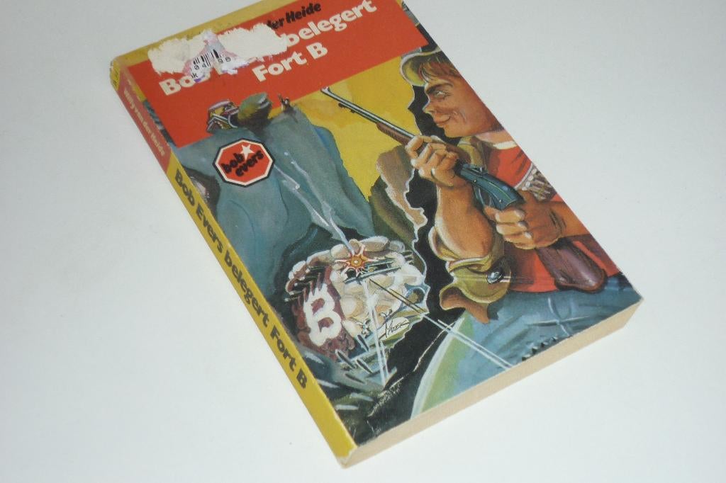 Willy van der Heide- Bob Evers belegert Fort B, Boeken, Avontuur en Actie, Ophalen of Verzenden, Gelezen