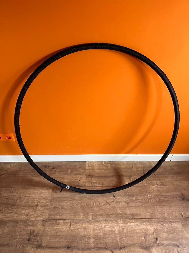 Aerial hoop van gebogen buis met koppelstuk en grip-tape, Ophalen, Gebruikt, Overige typen