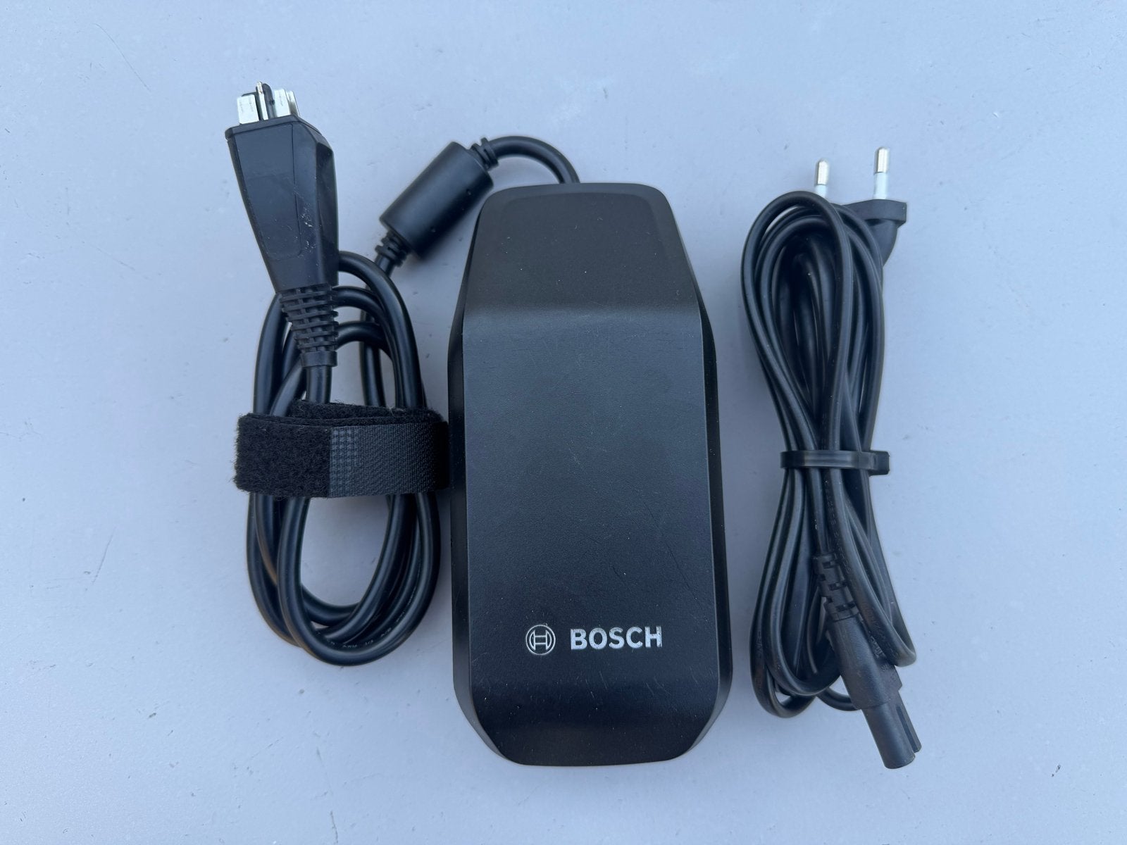 Bosch Smart Acculader BPC3200 2A - Zo goed als nieuw, Verzenden, Zo goed als nieuw, Elektrische fiets, Bosch