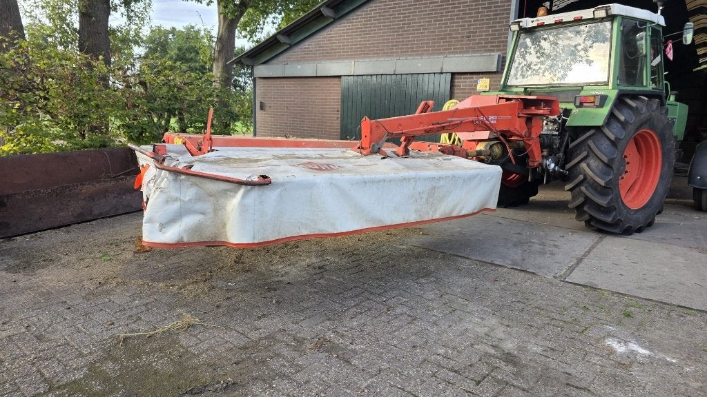 Kuhn FC 283 schijvenmaaier, Zakelijke goederen, Ophalen, Weidebouw