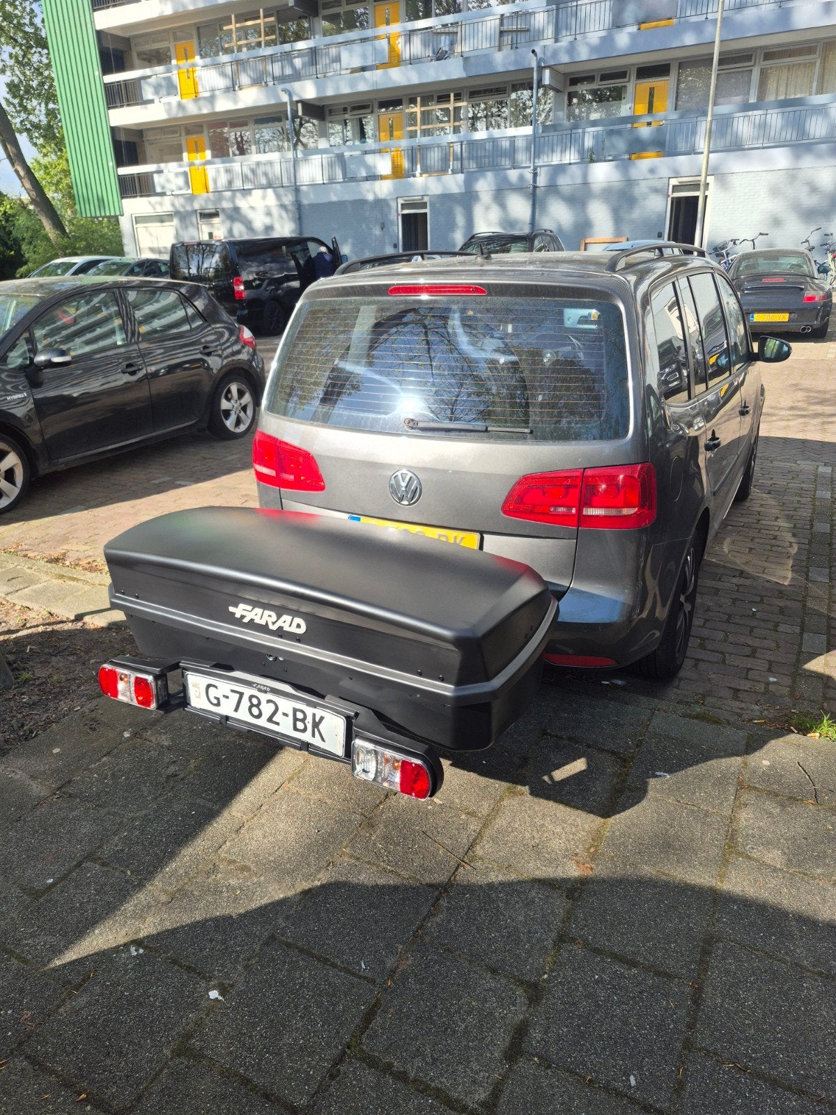 Trekhaakkoffer Farad te huur - Extra bagageruimte, Auto diversen, Ophalen
