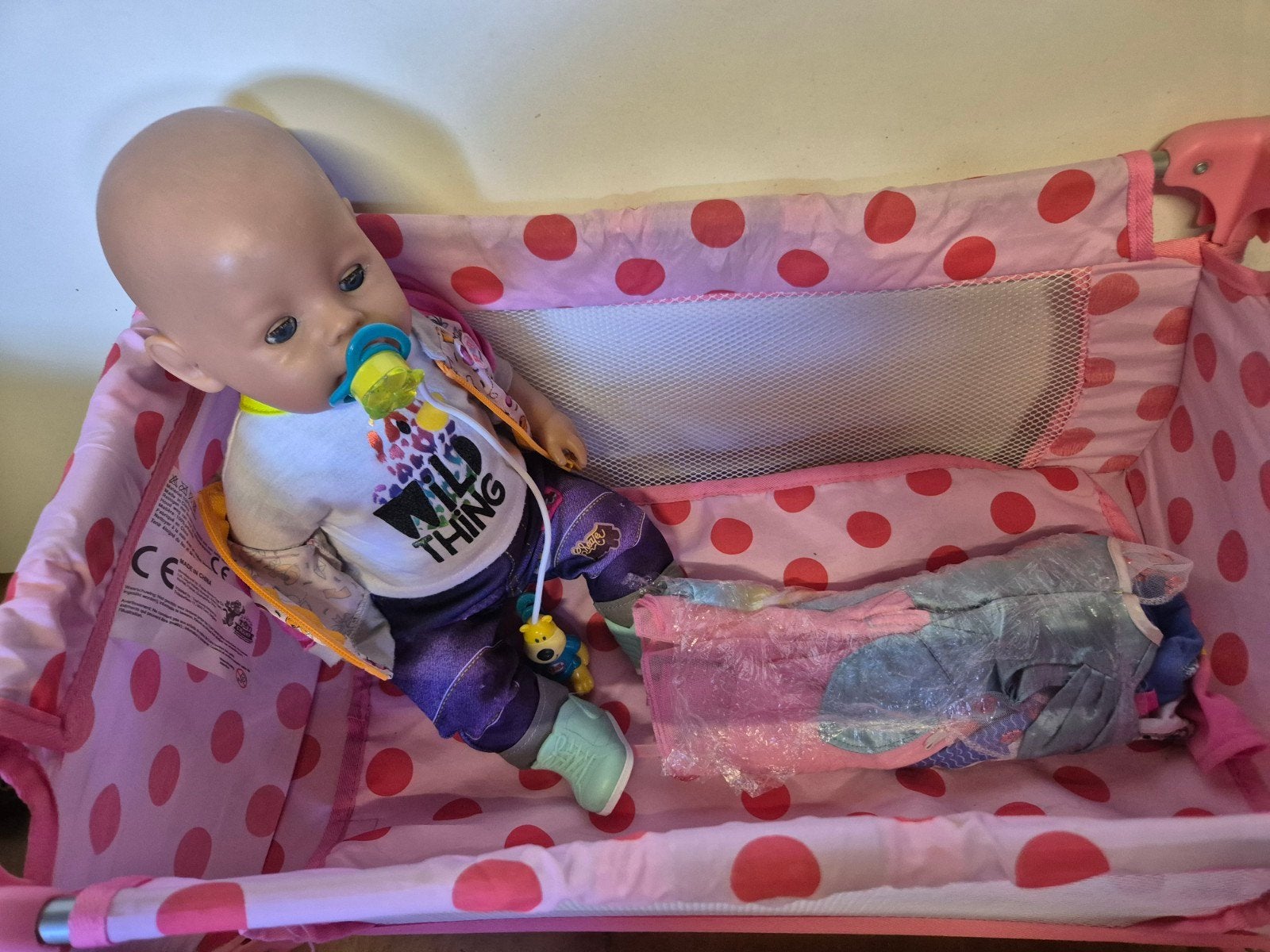Baby Born pop met reiswieg en extra kleertjes, Kinderen en Baby's, Speelgoed | Poppen, Ophalen of Verzenden, Babypop