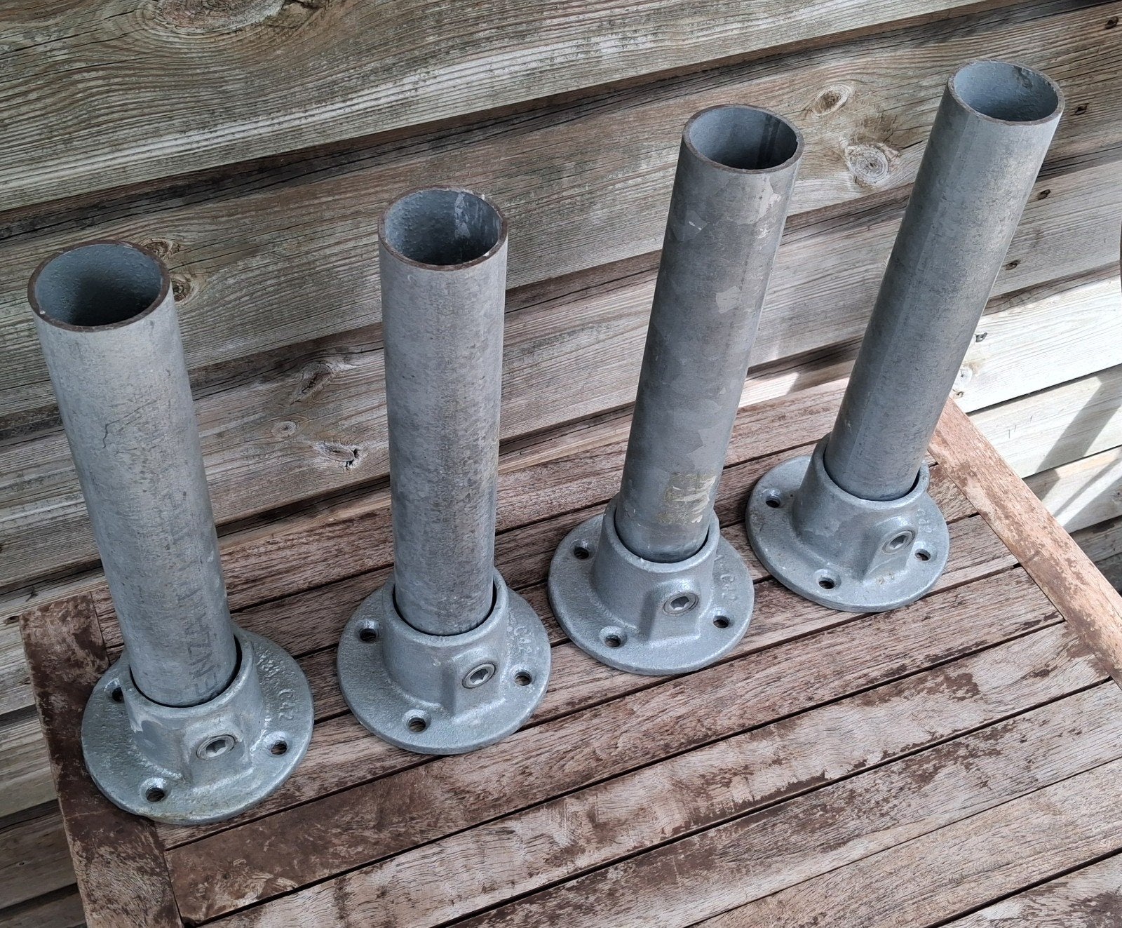 Steigerbuis voetplaat koppelstuk 42 mm met steigerbuis, Ophalen of Verzenden, Zo goed als nieuw, Overige typen, Minder dan 2 meter