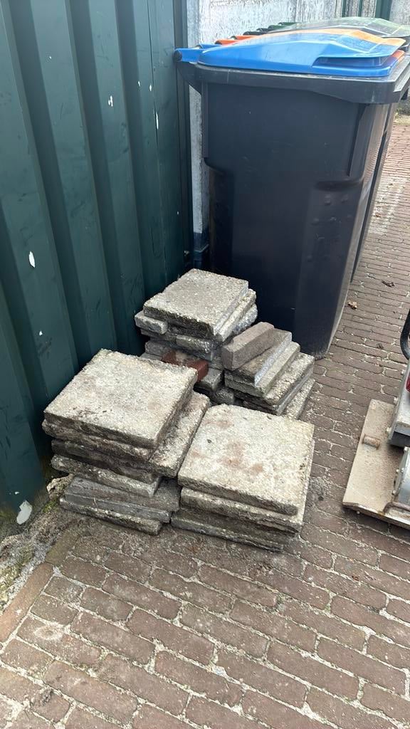 Gratis tegels, Ophalen, Zo goed als nieuw, Beton, Terrastegels