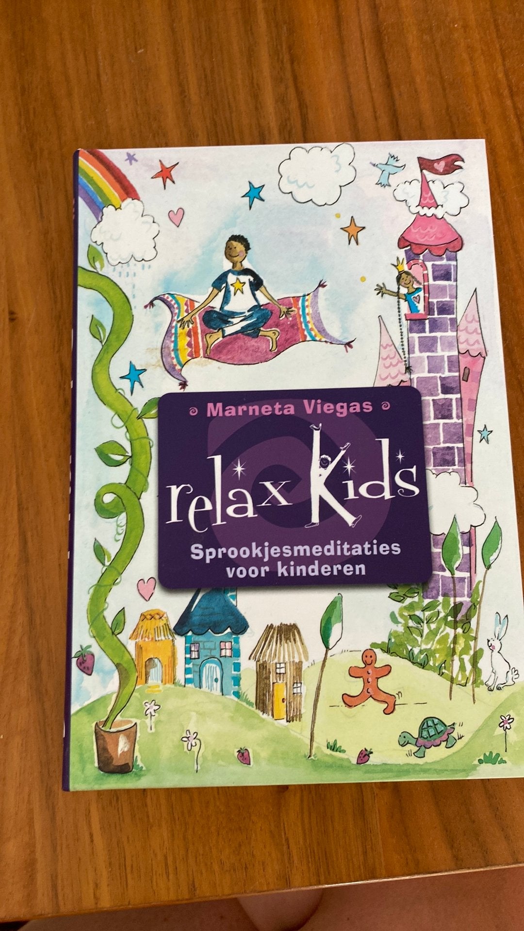 Marneta Viegas - Relax Kids!, Boeken, Meditatie of Yoga, Ophalen of Verzenden, Zo goed als nieuw, Instructieboek