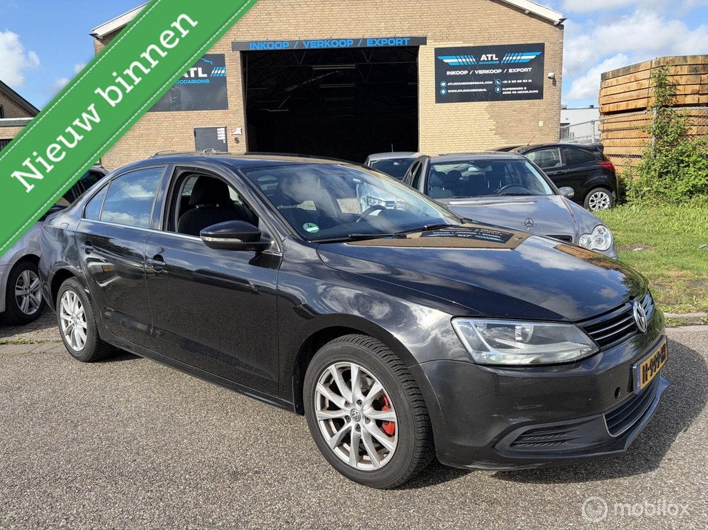 Volkswagen Jetta 1.6 TDI DSG Highline BlueMotion VOLL APK 27, Euro 5, Gebruikt, 4 cilinders, 700 kg