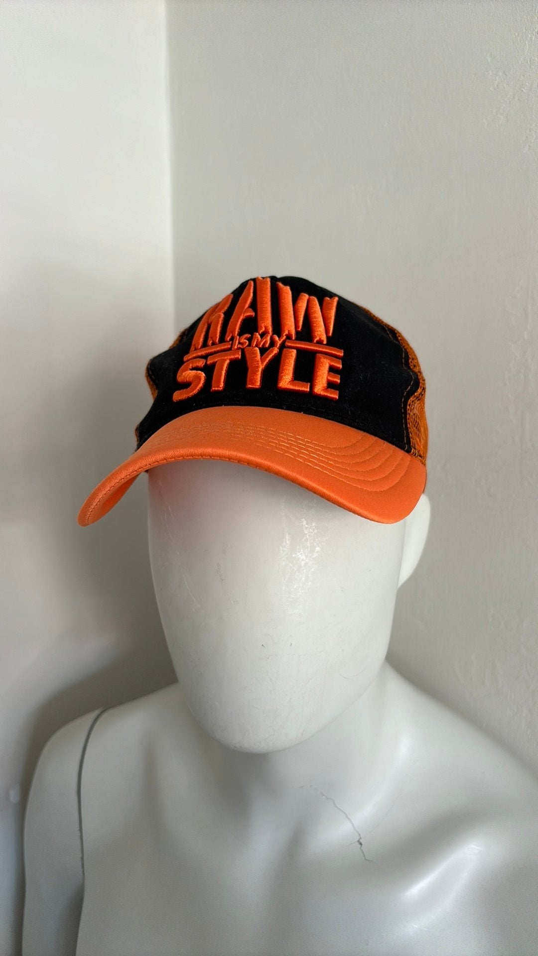 Raw is my style pet, Ophalen of Verzenden, Zo goed als nieuw