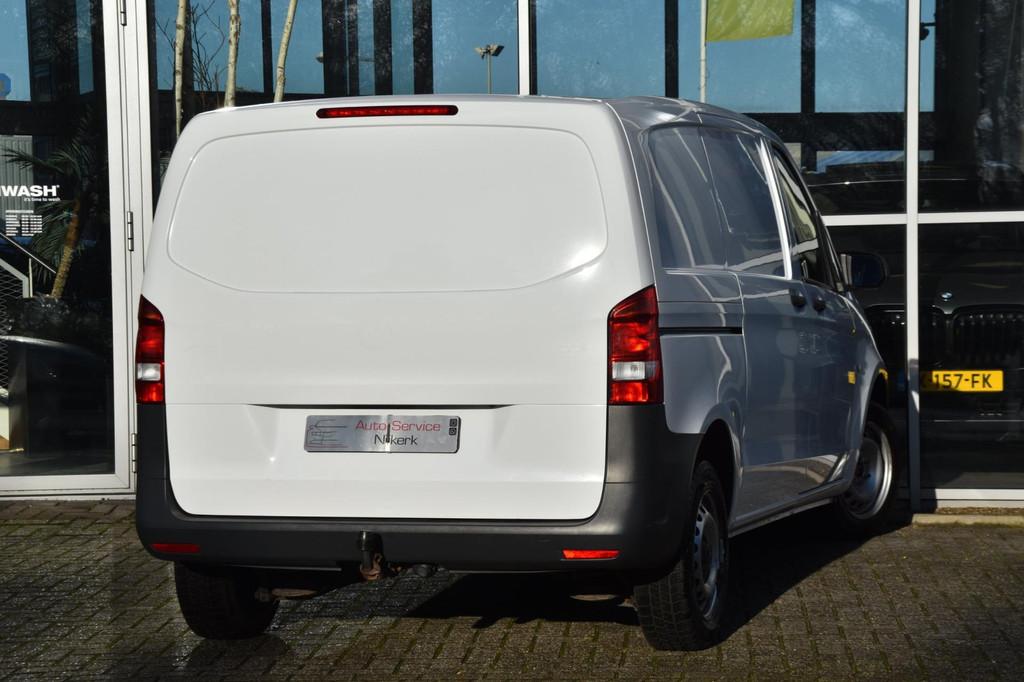 Mercedes-Benz Vito 111 CDI Functional Lang Airco Nav. Cruise, Voorwielaandrijving, Stof, Gebruikt, 4 cilinders