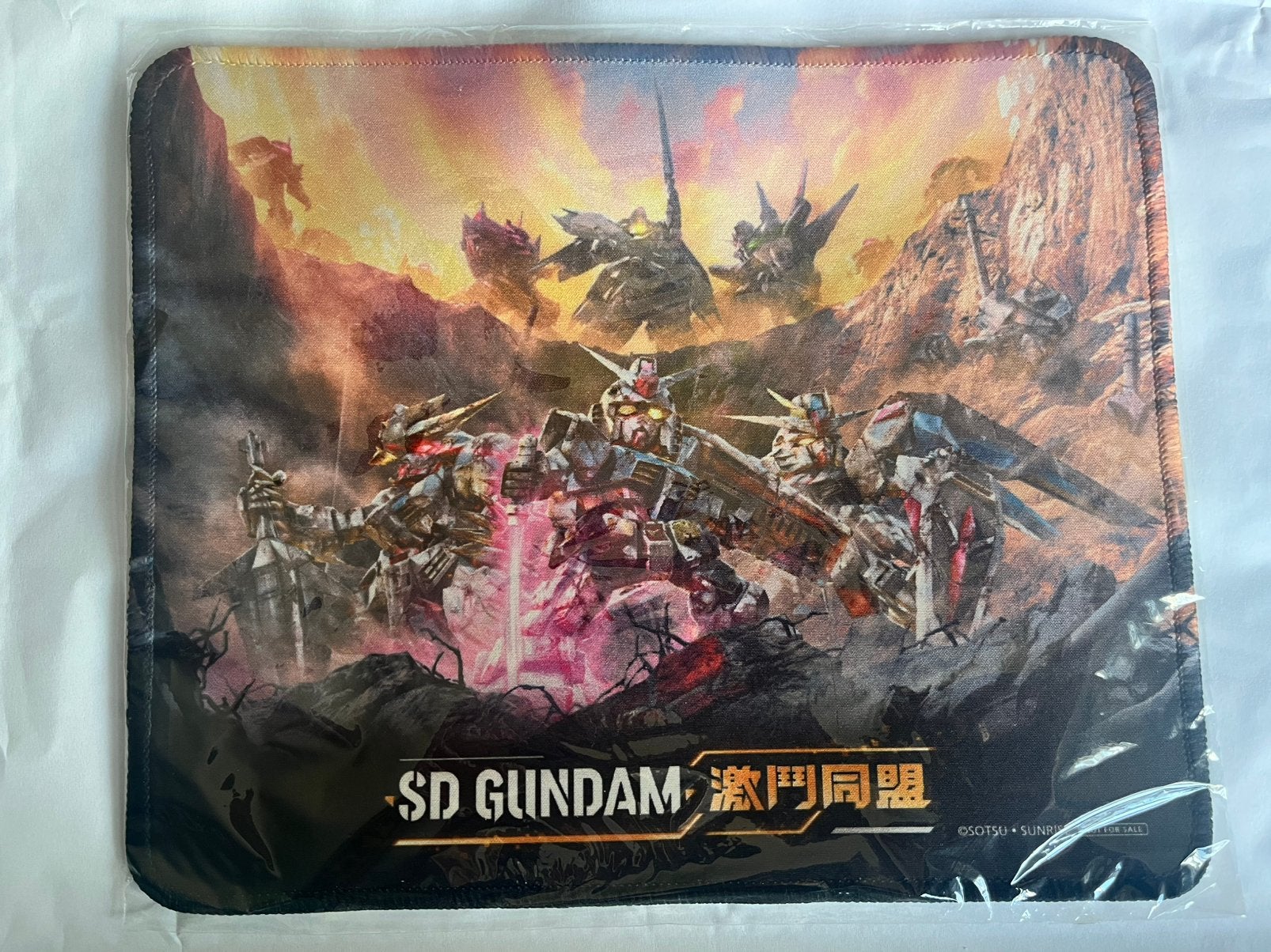 SD Gundam mouse pad Asia Exclusive, Ophalen of Verzenden, Nieuw