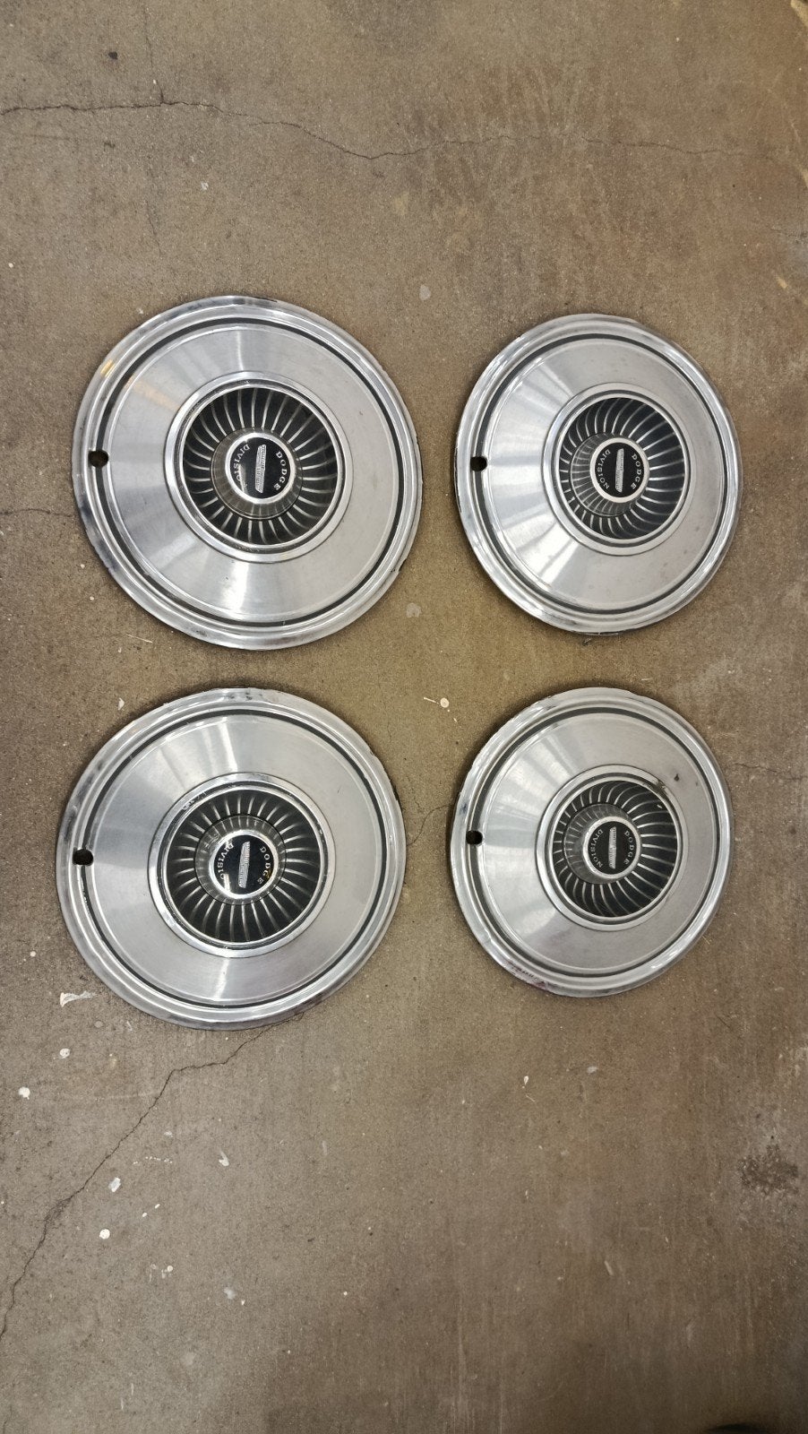 Dodge Mopar wieldoppen 4 stuks, Ophalen of Verzenden, Gebruikt