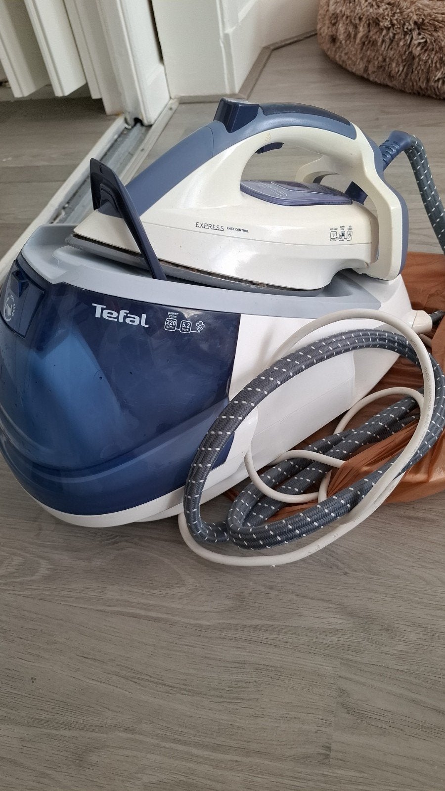Tefal Express Easy Control Stoomgenerator Strijkijzer, Ophalen of Verzenden, Gebruikt, Strijkijzer met snoer