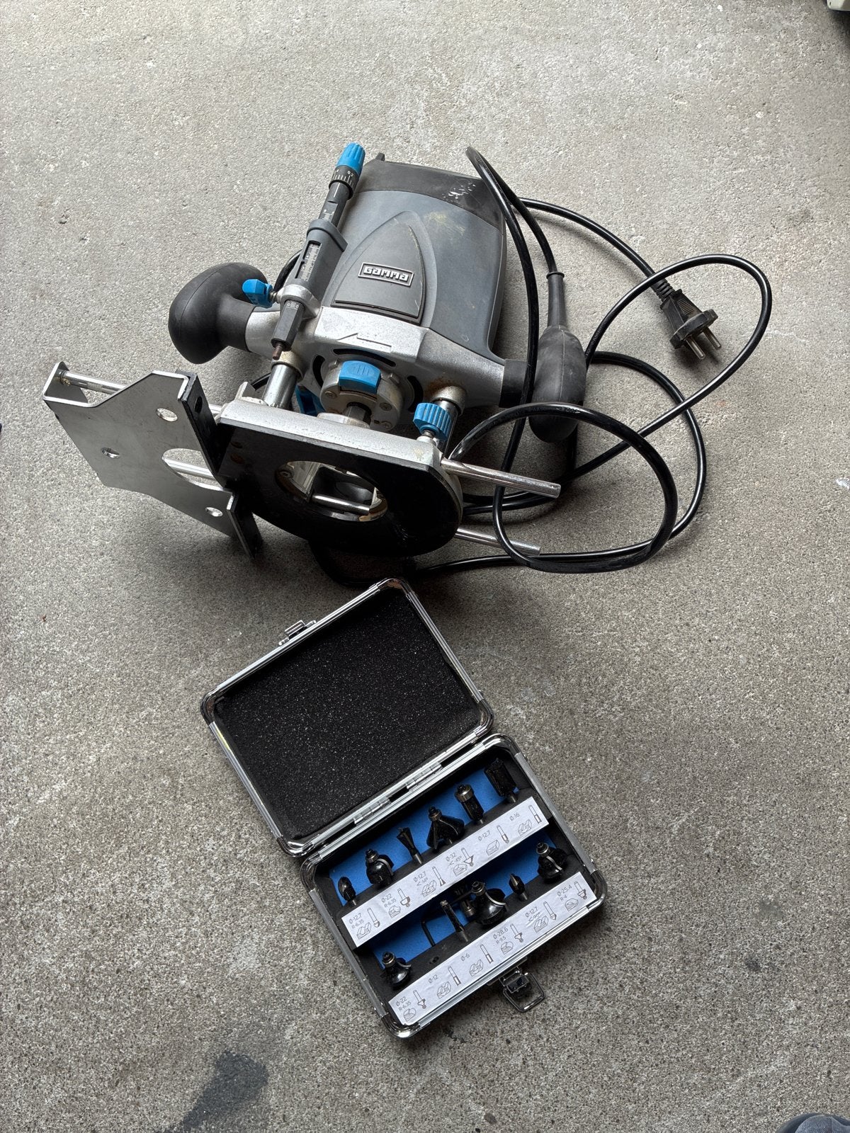 Gamma bovenfrees R-1200L met frezenset, zo goed als nieuw, Doe-het-zelf en Verbouw, Gereedschap | Freesmachines, Ophalen of Verzenden