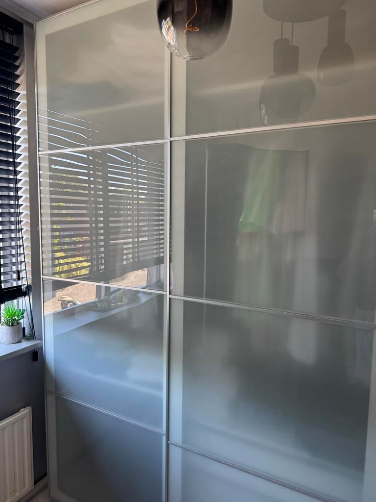 Pax schuifdeuren zilver met grijs melk glas, Huis en Inrichting, Kasten | Kledingkasten, Ophalen, 200 cm of meer, 150 tot 200 cm