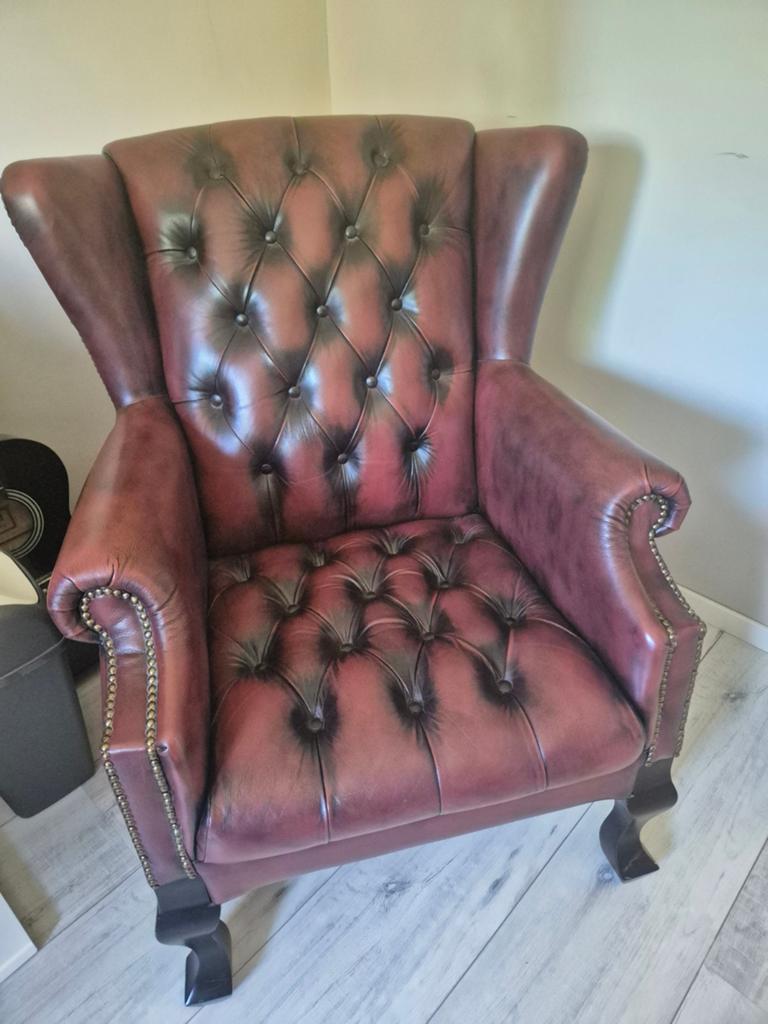 Chesterfield 'Springfield' fauteuil, bordeauxrood leer, Huis en Inrichting, Fauteuils, Ophalen, Minder dan 75 cm, Chesterfield