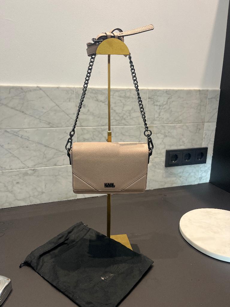 karl Lagerfeld tas, Sieraden, Tassen en Uiterlijk, Tassen | Damestassen, Verzenden, Zo goed als nieuw, Zwart, Schoudertasje