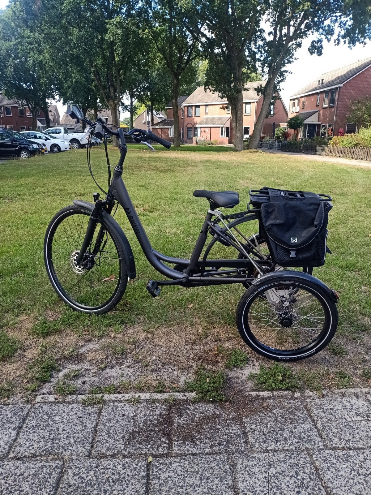 niet gebruikte elektrische driewielfiets, Ophalen, Zo goed als nieuw, Schijfrem, Bikkel