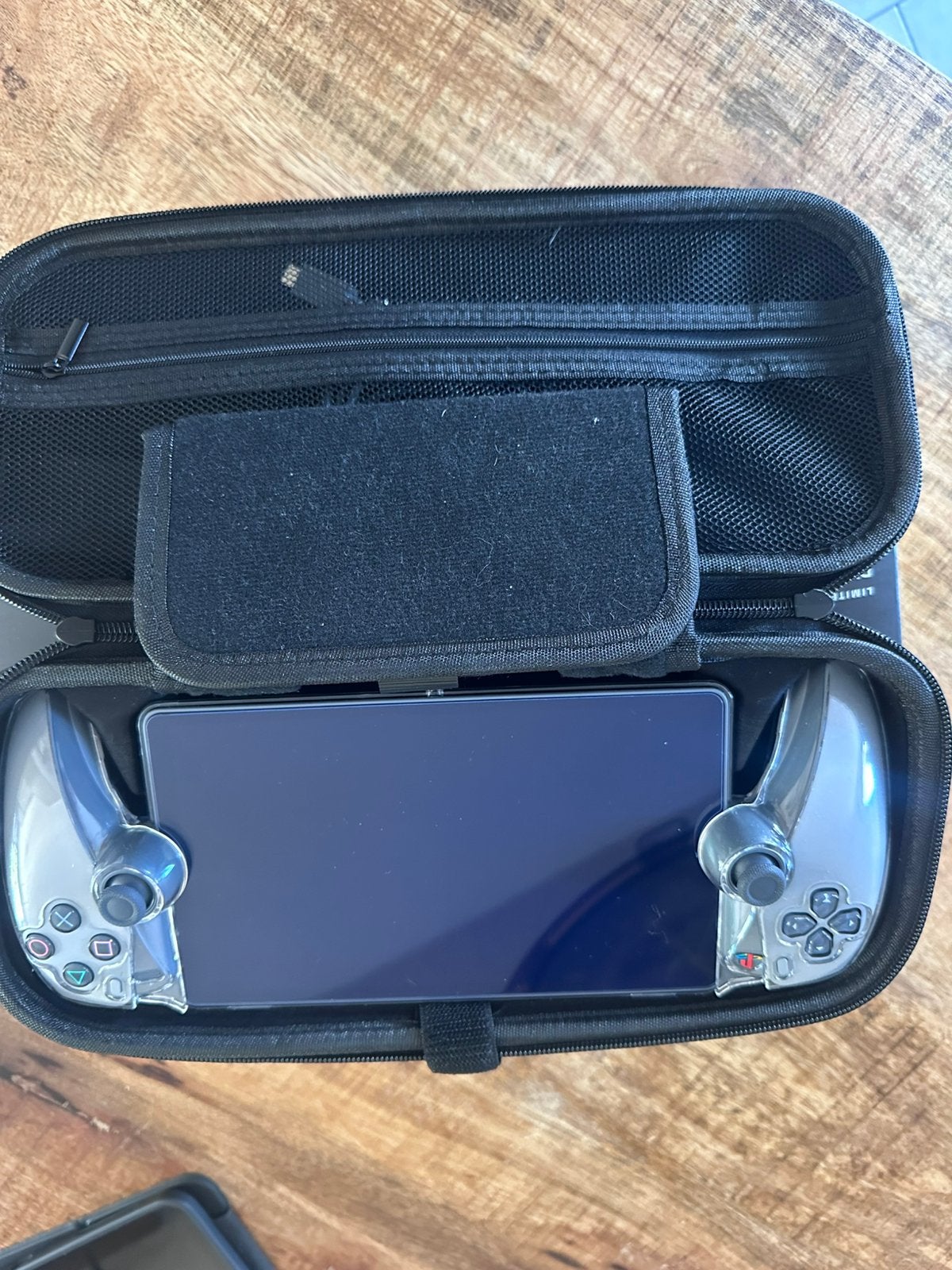 Limited Edition PlayStation Portal Remote Player, Spelcomputers en Games, Games | Sony PlayStation Portable, 1 speler, Ophalen of Verzenden