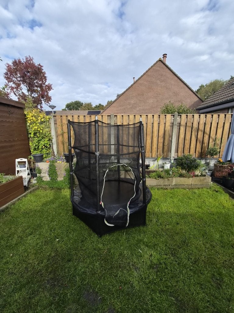 KINDERTRAMPOLINE, Ophalen, Gebruikt