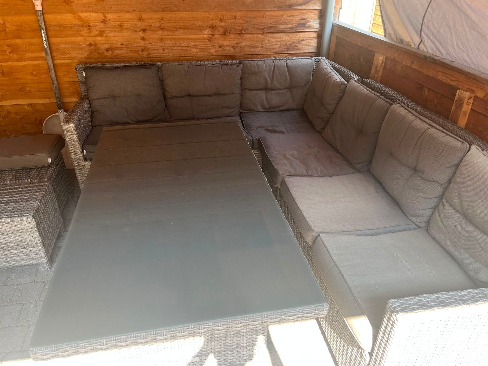 Loungeset met tafel - snel ophalen, Ophalen, Gebruikt, Rotan, 6 zitplaatsen
