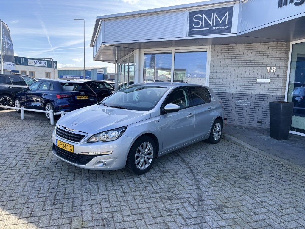 Peugeot 308 1.2 PureTech Style (bj 2016), Auto's, Voorwielaandrijving, Gebruikt, Euro 6, 1199 cc