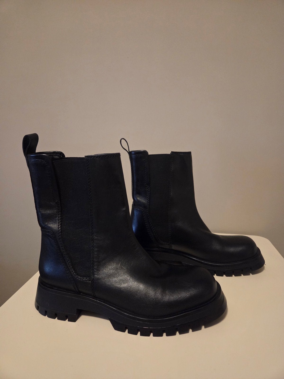Bikerboots, Lage of Enkellaarzen, Ophalen of Verzenden, Zo goed als nieuw, Zara