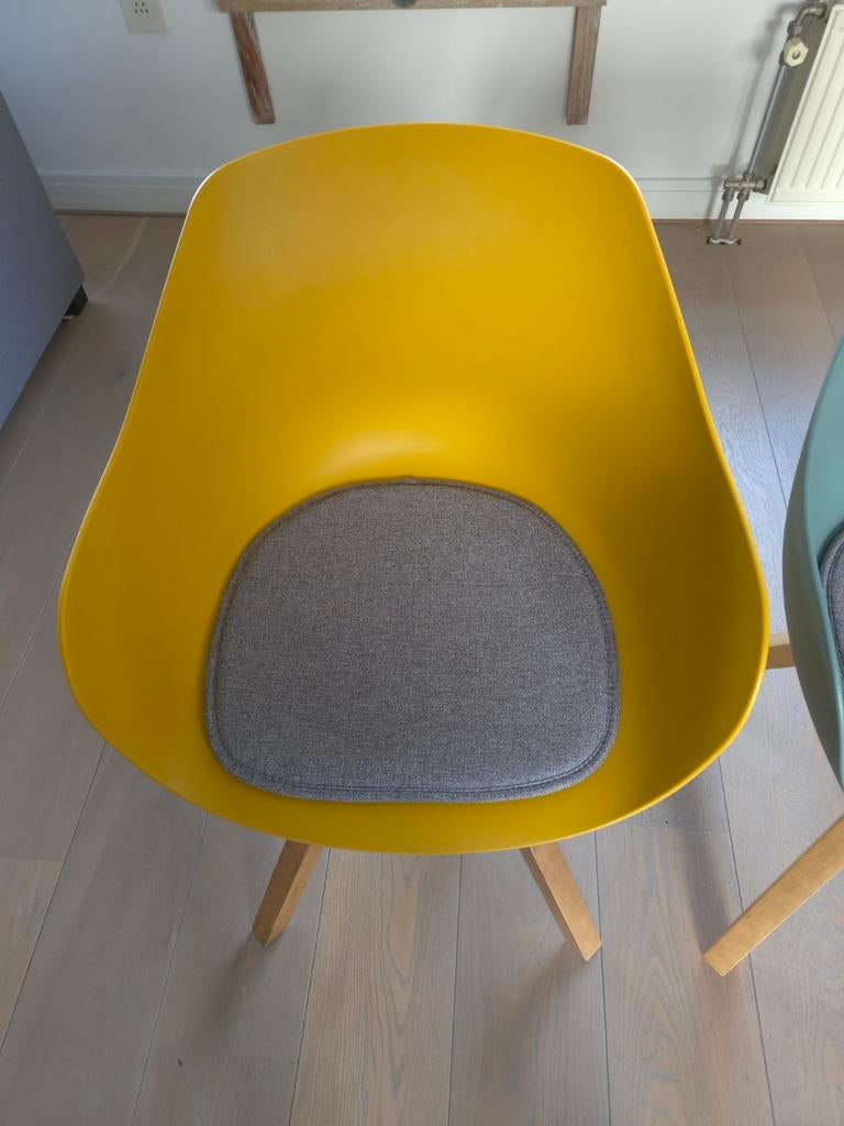 Z.g.a.n kuipstoelen, Huis en Inrichting, Stoelen, Ophalen, Kunststof, Overige kleuren, Zo goed als nieuw