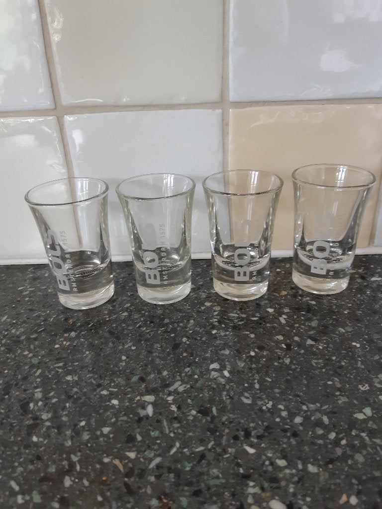 Bols borrelglaasjes - 4 stuks, Verzamelen, Glas en Borrelglaasjes, Ophalen of Verzenden, Zo goed als nieuw, Borrel- of Shotglas
