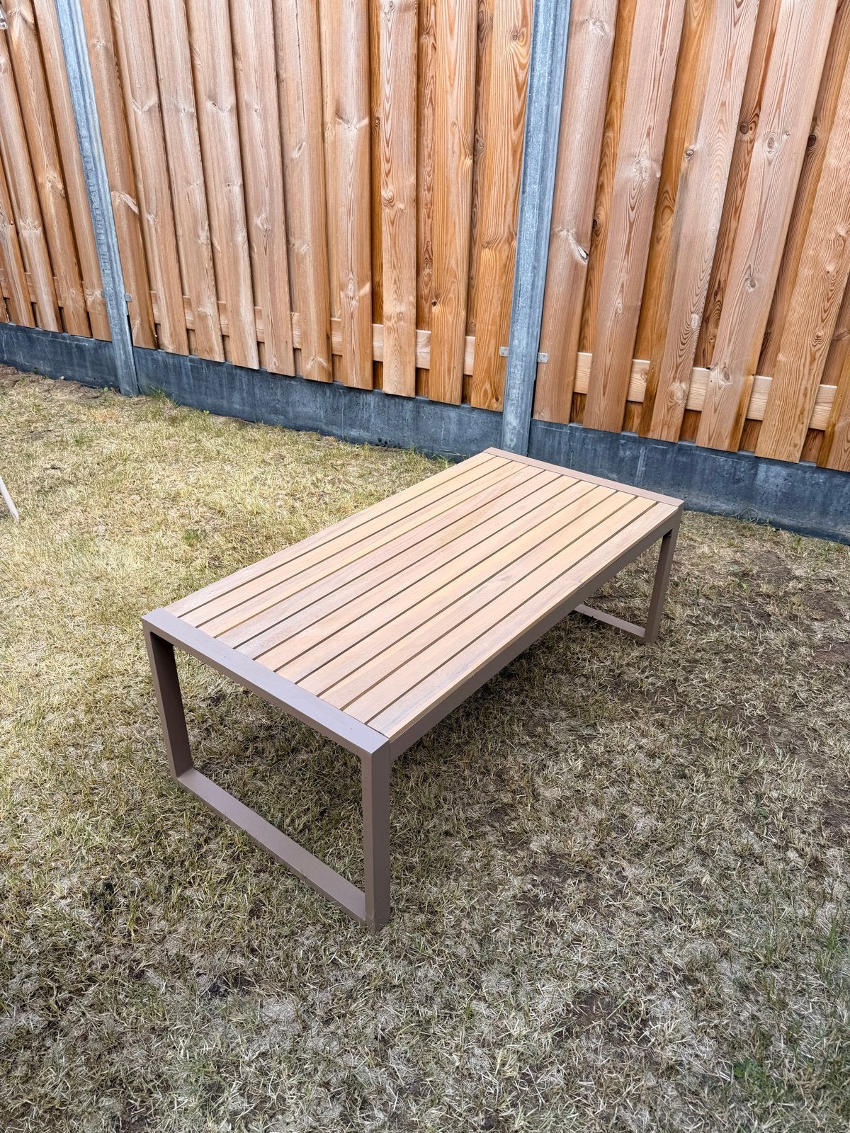 SKLUM Stijlvolle tuintafel/salontafel voor buiten (nieuw), Ophalen, Gebruikt, Rechthoekig, Hout
