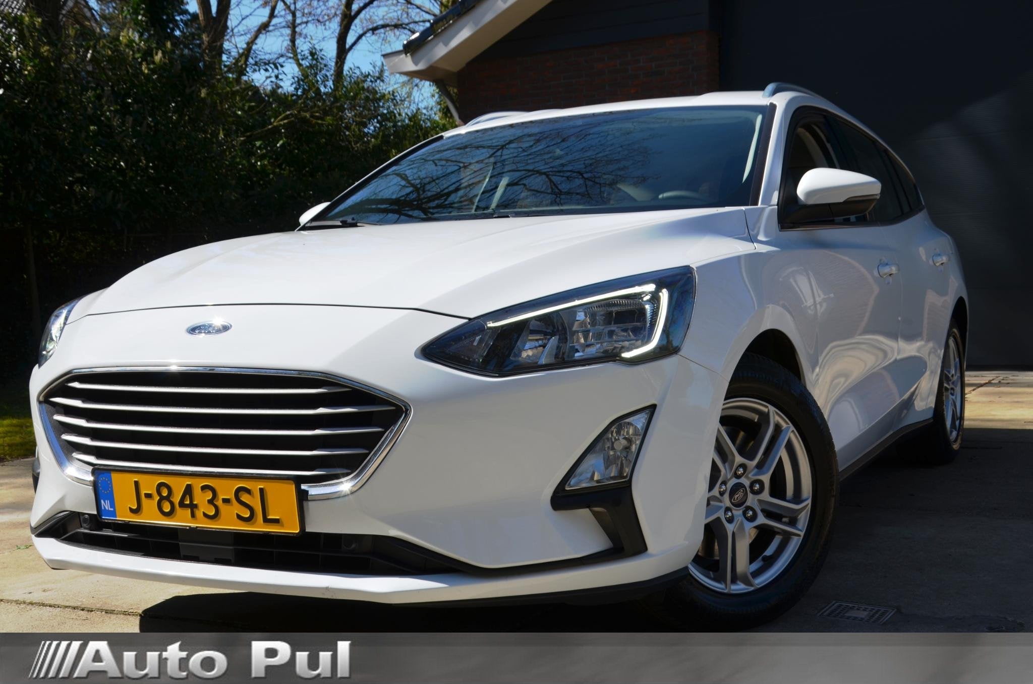 Ford Focus Wagon 1.0 EcoBoost Trend Edition Business Navi/Pd, Gebruikt, Euro 6, 1283 kg, Wit