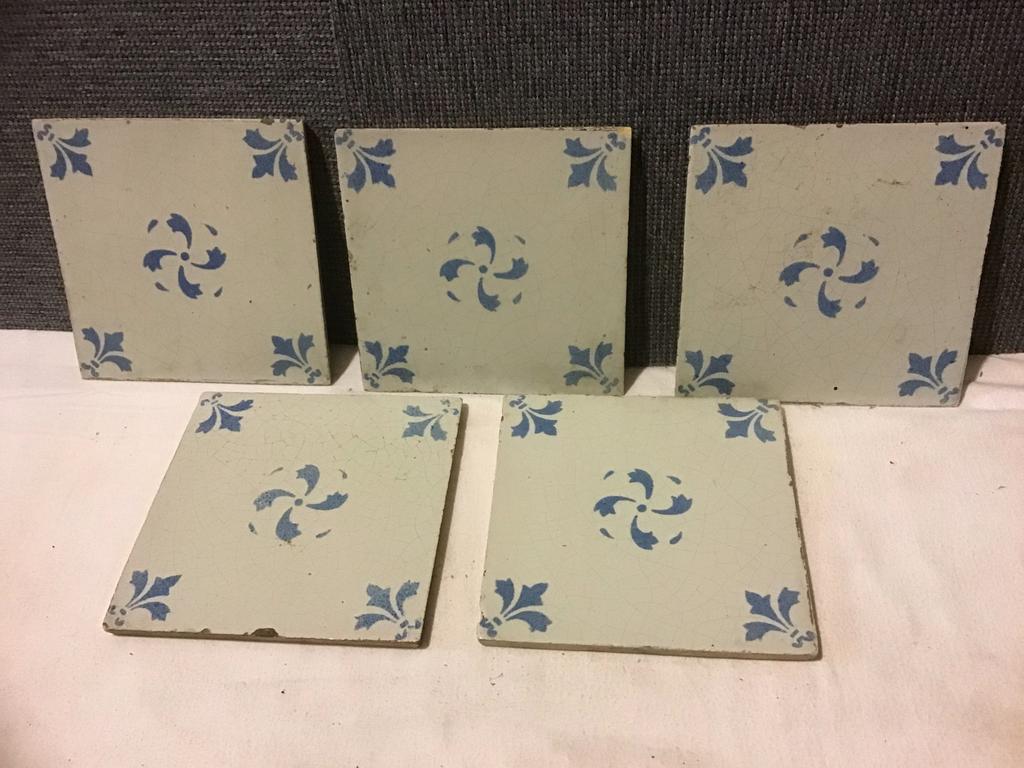 5 antieke tegels, Ophalen of Verzenden