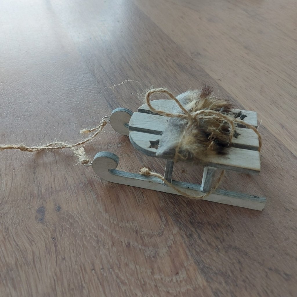 Houten kerstslee hanger - landelijke winterdecoratie, Diversen, Ophalen of Verzenden, Zo goed als nieuw