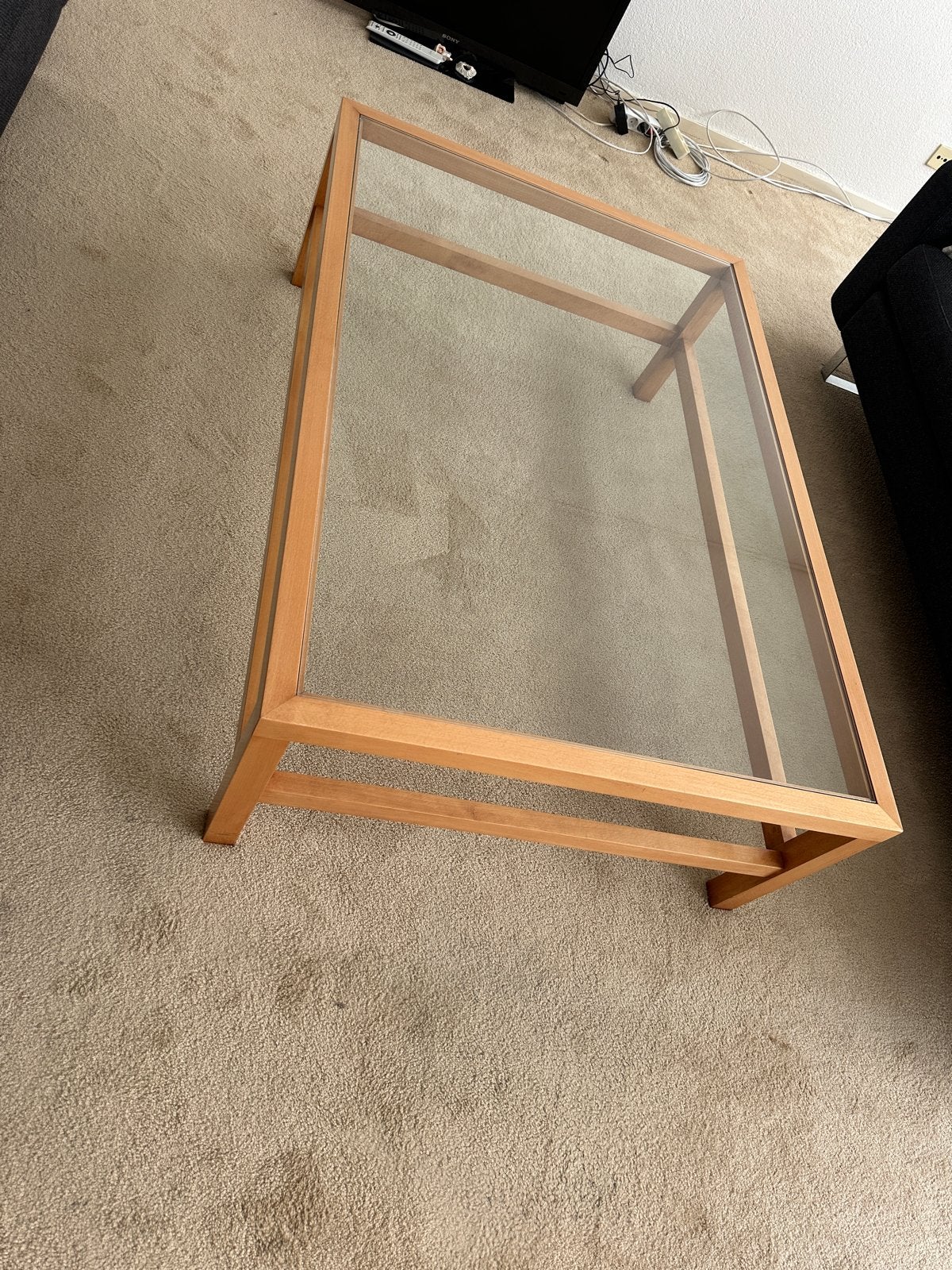 Stijlvolle salontafel met glazen blad en houten frame, Gebruikt, 100 tot 150 cm, Overige houtsoorten, 50 tot 100 cm