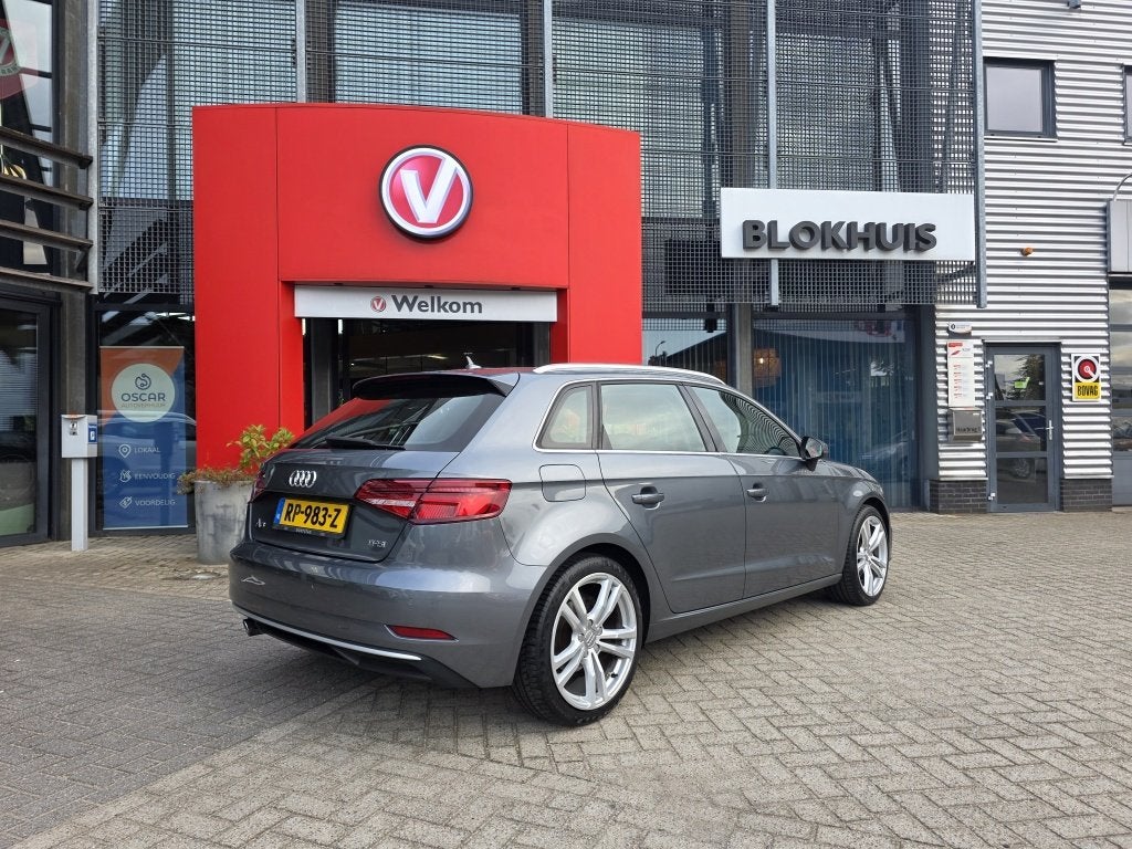Audi A3 Sportback 116pk TFSI SportLine Edition | Navi | Crui, Auto's, 12 maanden, Stof, Gebruikt, Origineel Nederlands
