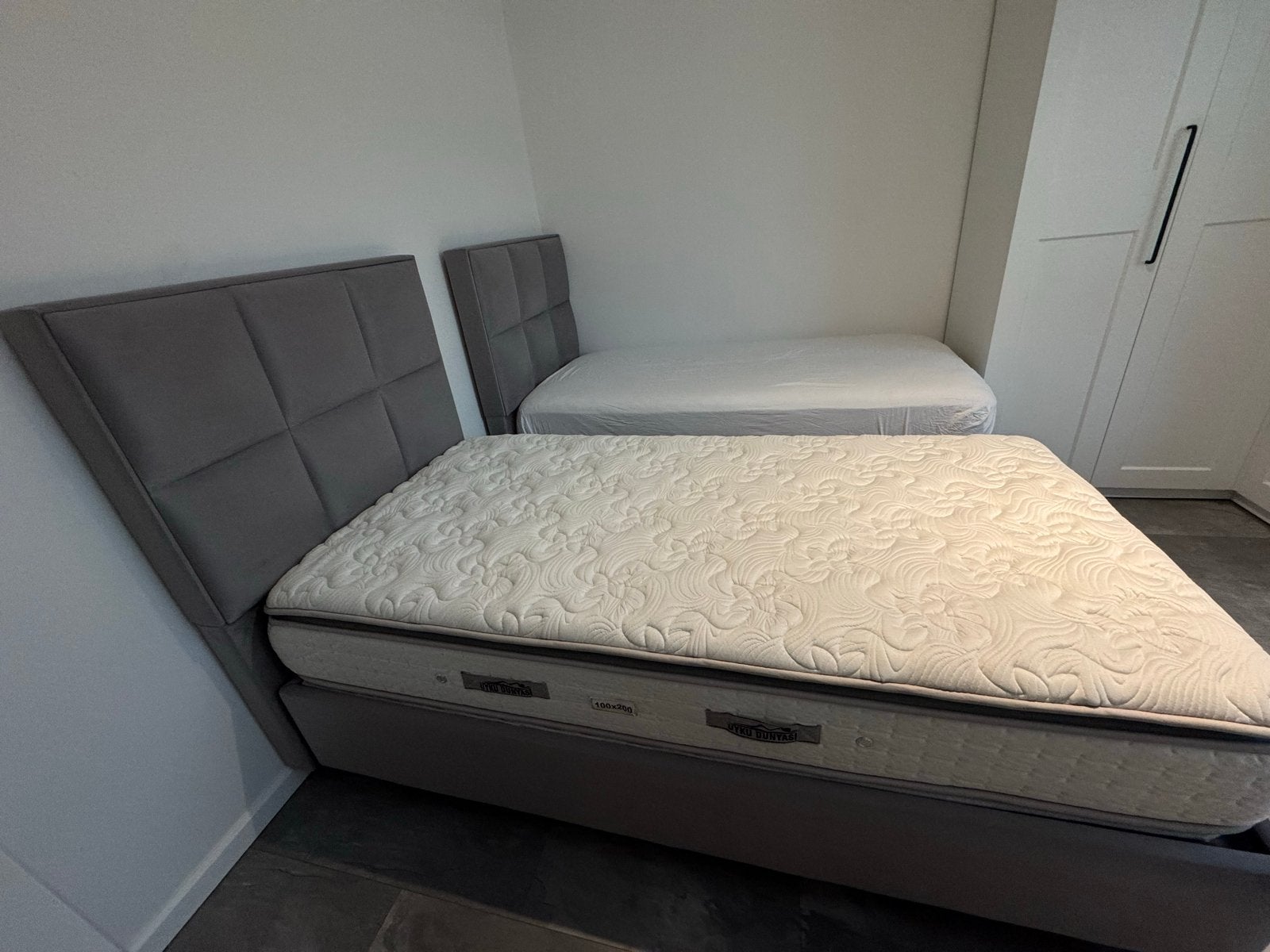 Eenpersoonsbed boxspring met opbergruimte, Ophalen, 100 cm, Eenpersoons, Zo goed als nieuw