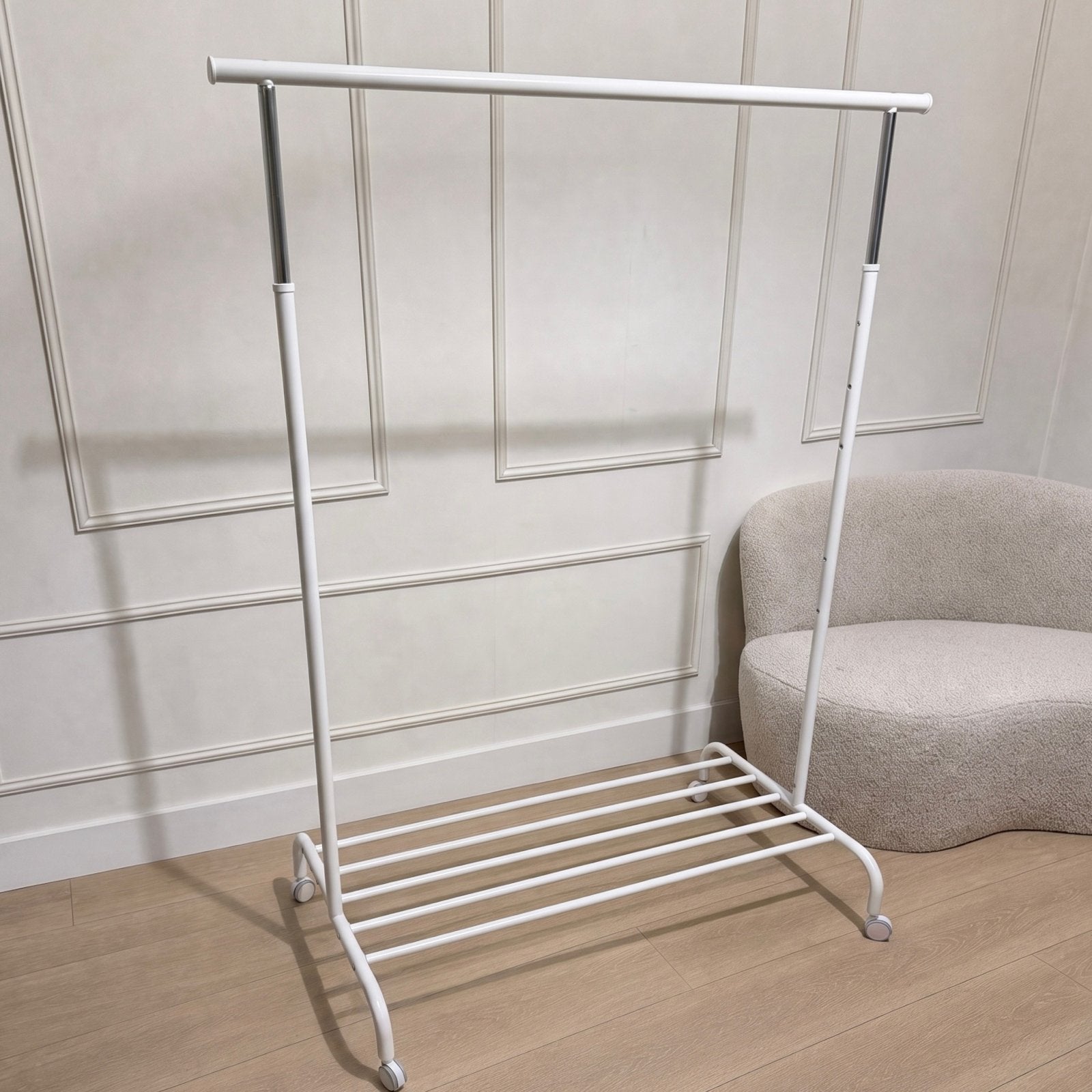 IKEA MULIG Kledingrek - Wit, Verstelbaar, Met Wielen, Ophalen of Verzenden, Met wielen, Zo goed als nieuw