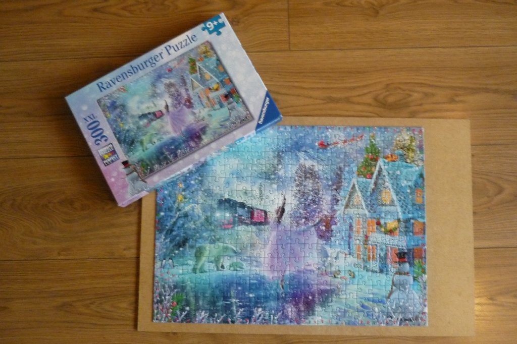 Ravensburger '' WINTER WONDERLAND '' 300 XXL, Ophalen of Verzenden, Minder dan 500 stukjes, Gebruikt, Legpuzzel