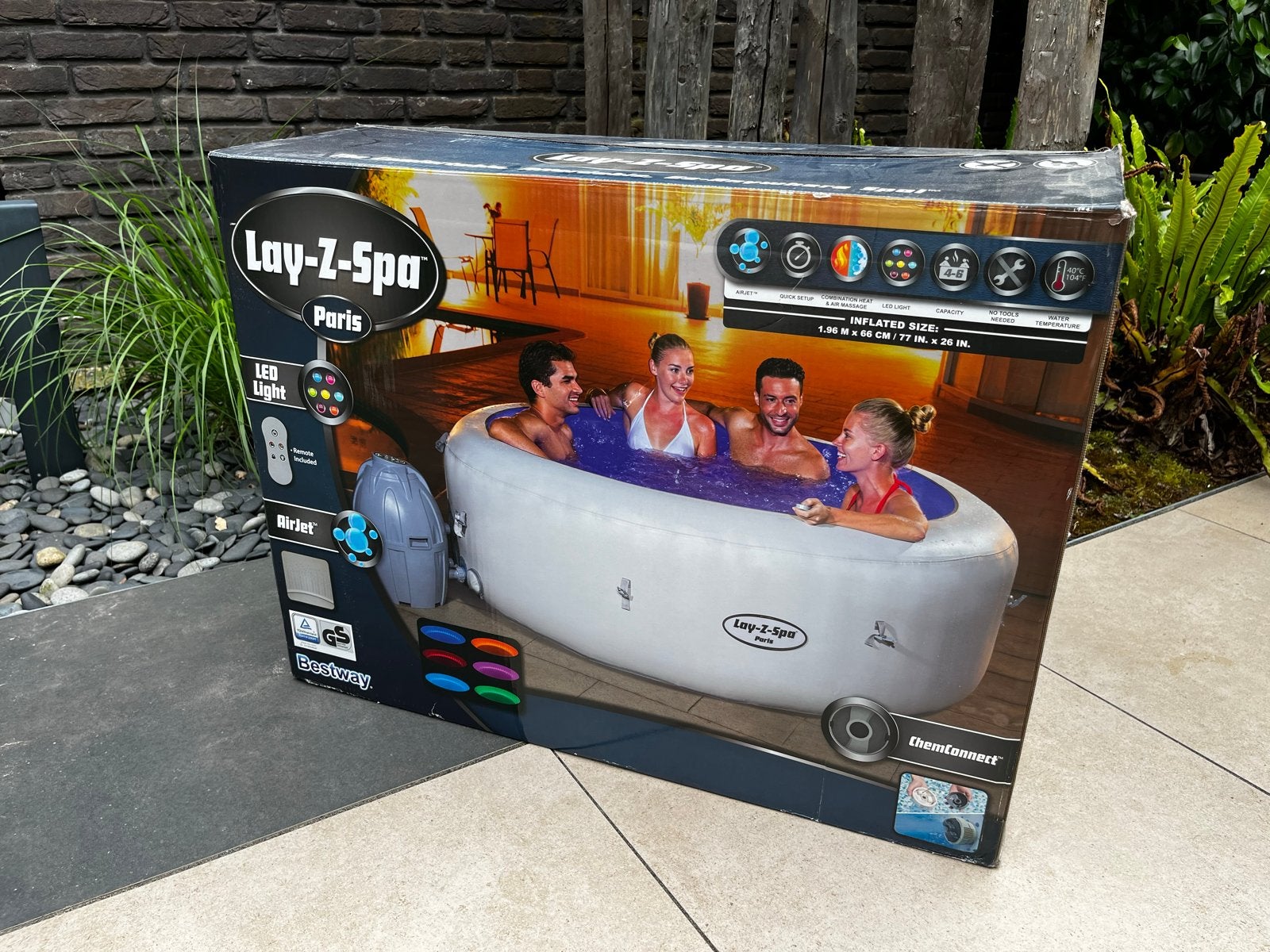 Lay-Z-Spa Paris opblaasbare jacuzzi met LED-verlichting, Tuin en Terras, Ophalen, Gebruikt, Afdekzeil, Opblaasbaar