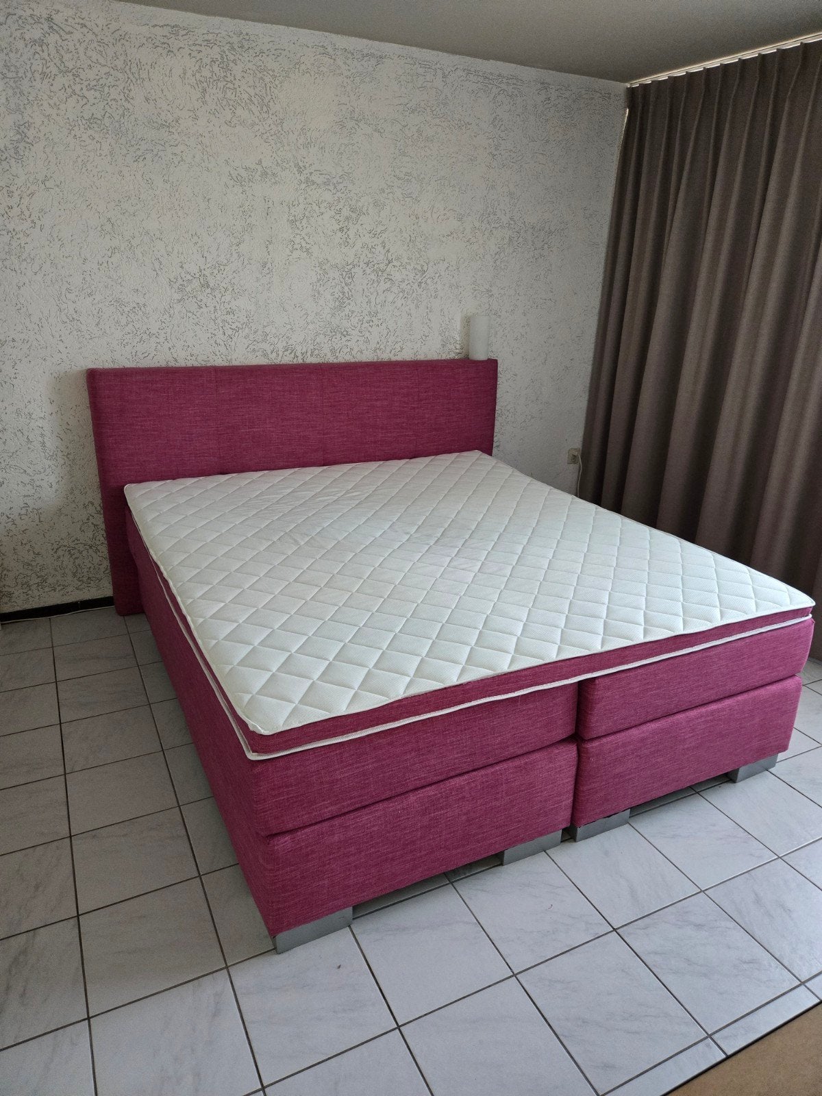 Boxspring Flex Roze 180x200 met matrassen en topper, Ophalen, Tweepersoons, Zo goed als nieuw, 200 cm
