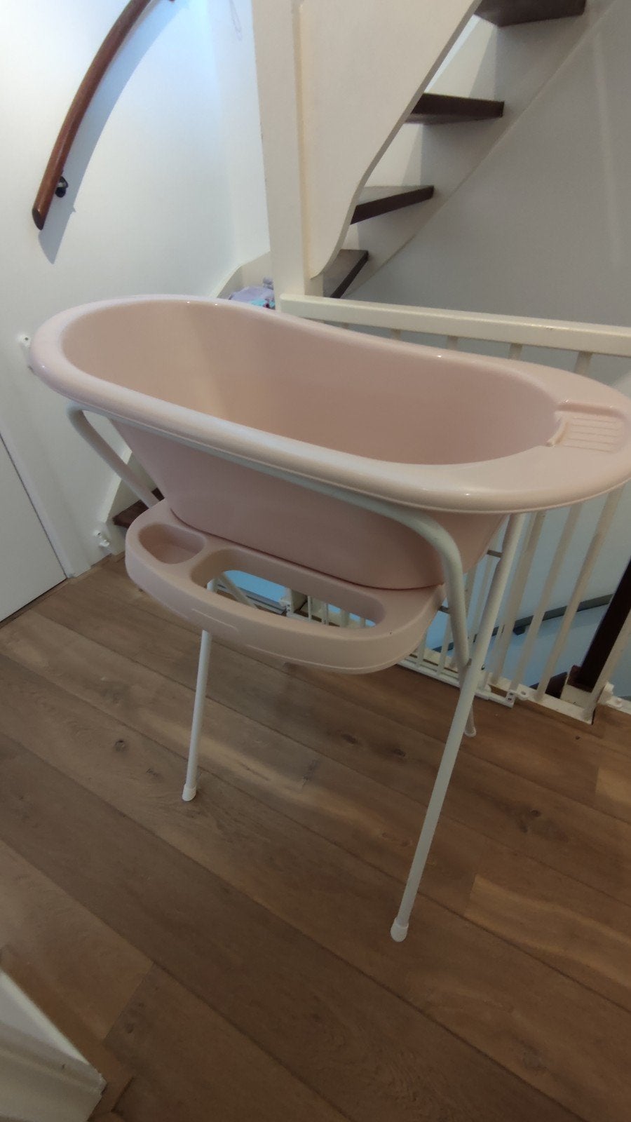 Bébé-jou badje met standaard en safety click systeem, Ophalen, Gebruikt, Badje, Bébé-jou