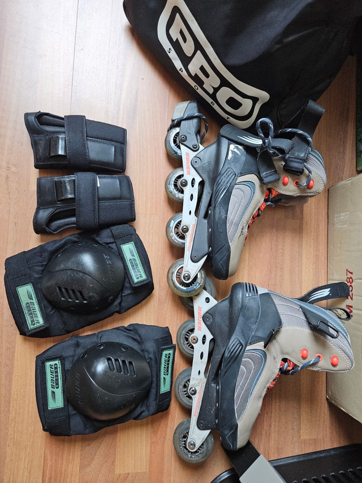 Bauer inline skates met bescherming en tas, Ophalen of Verzenden, Gebruikt, Overige typen, Bauer