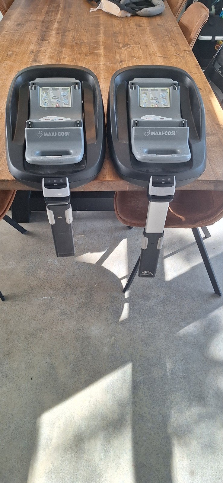 2x Maxi-Cosi FamilyFix Isofix base, Ophalen, Gebruikt, 0 t/m 18 kg, Slaapstand