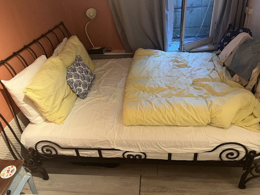 Vintage twee persoons gietijzeren spijlen bed (160x200), Ophalen, Overige kleuren, Tweepersoons, Vintage tijdloos gietijzeren spijlen bed