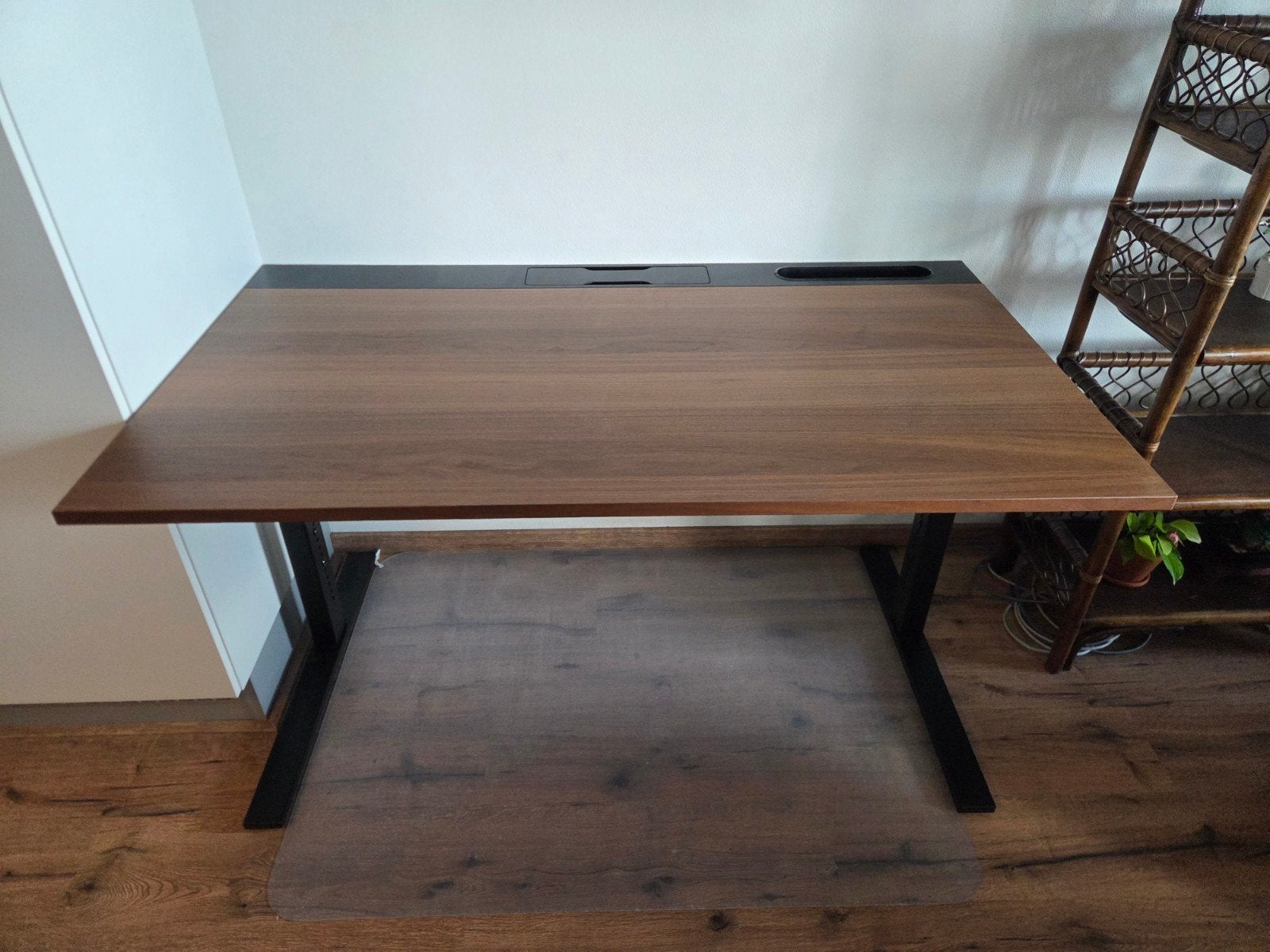 IKEA MITTZON gamingbureau, Ophalen, Hout, Bruin, Zo goed als nieuw
