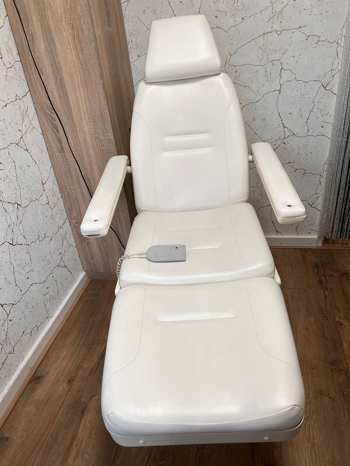 Elektrische behandelstoel / pedicurestoel / schoonheidsstoel, Ophalen