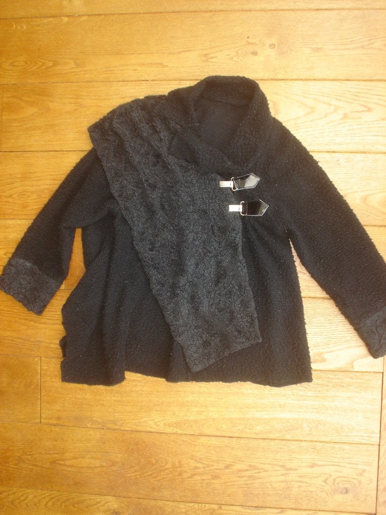 zwarte trui, Monny, maat 140, Trui of Vest, Zo goed als nieuw, Verzenden, Meisje