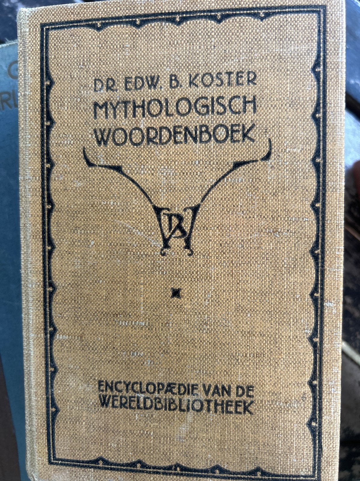 Mythologisch Woordenboek - Dr. Edw. B. Koster (ca. 1920), Boeken, Ophalen of Verzenden, Gelezen, Overige onderwerpen, Los deel