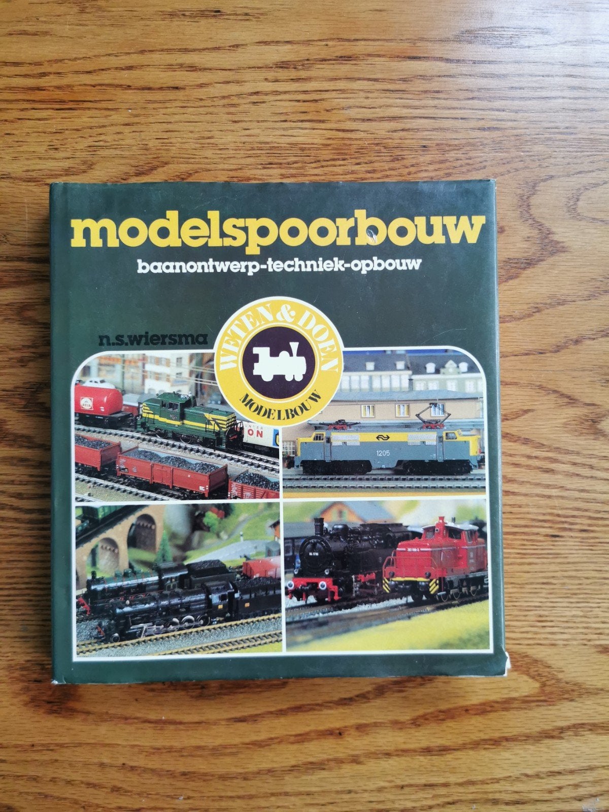 Modeltrein Spoorbouw Boek - Baanontwerp Techniek Opbouw, Hobby en Vrije tijd, Modeltreinen | H0, Gebruikt, Analoog, Fleischmann