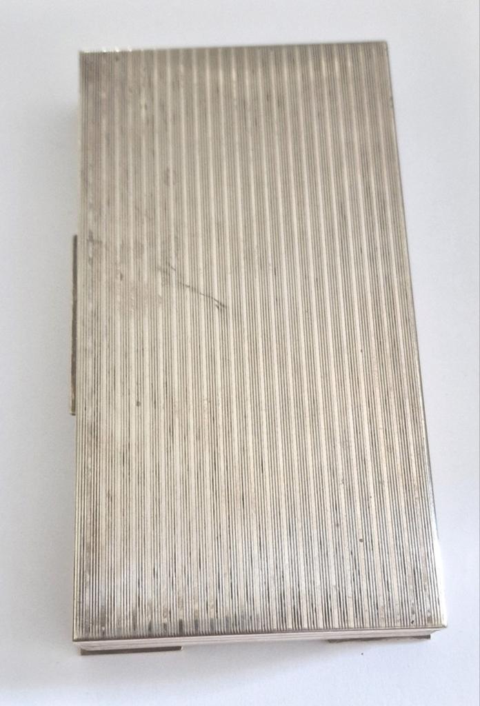 Vintage verzilverd doosje, gemerkt D.D 90, houten binnenkant, Antiek en Kunst, Ophalen of Verzenden
