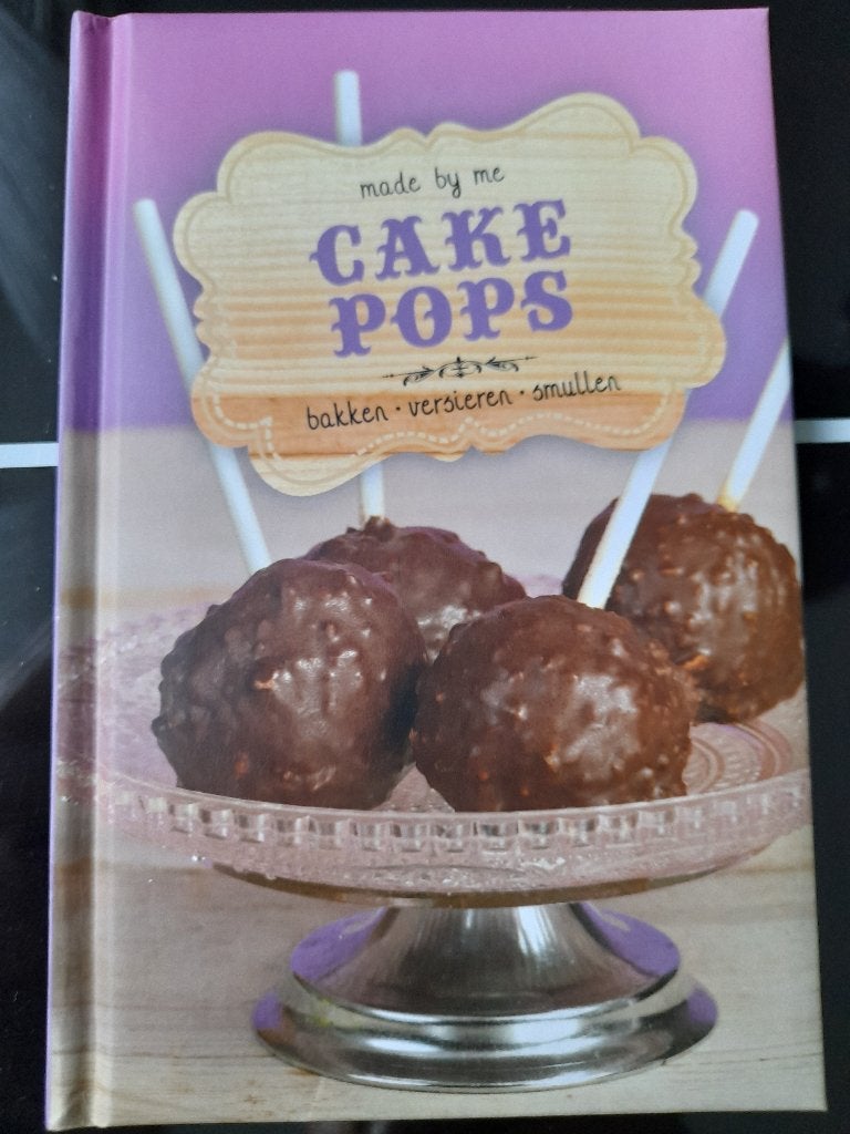 Mode by me Cakepops - bakken versieren smullen, Verzenden, Zo goed als nieuw, Taarten of Cupcakes, Boek of Tijdschrift