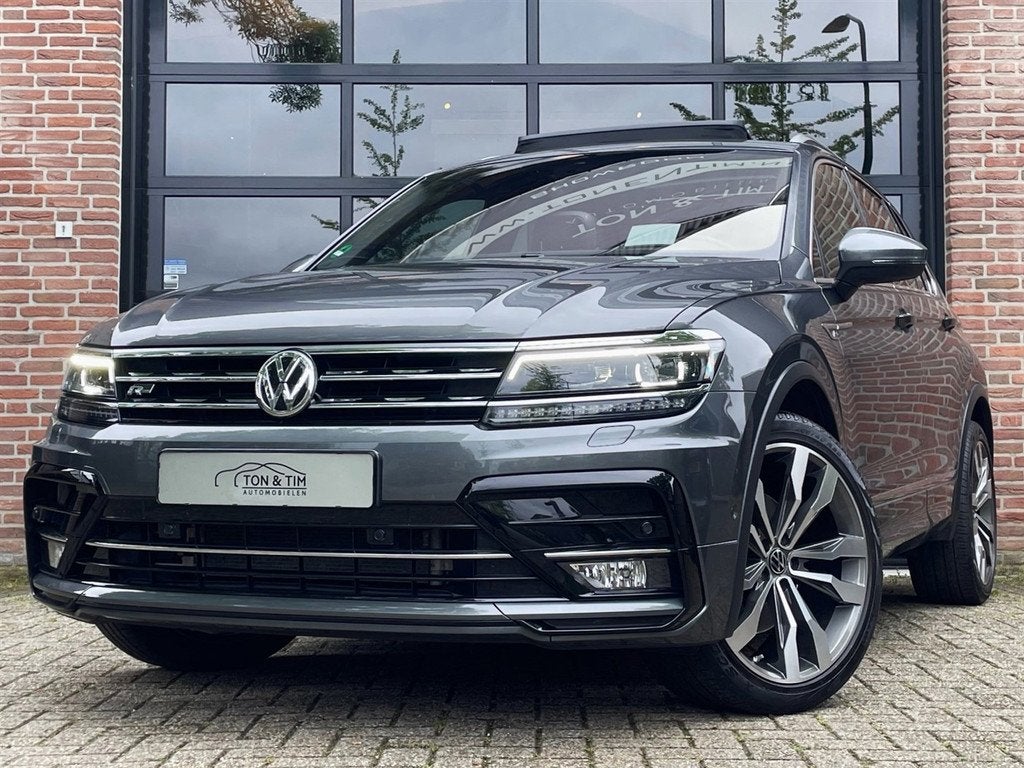 Volkswagen Tiguan 2.0 TSI 4Motion 2x R-LINE PANO Trekhaak Vi, Gebruikt, 4 cilinders, 1984 cc, 2500 kg